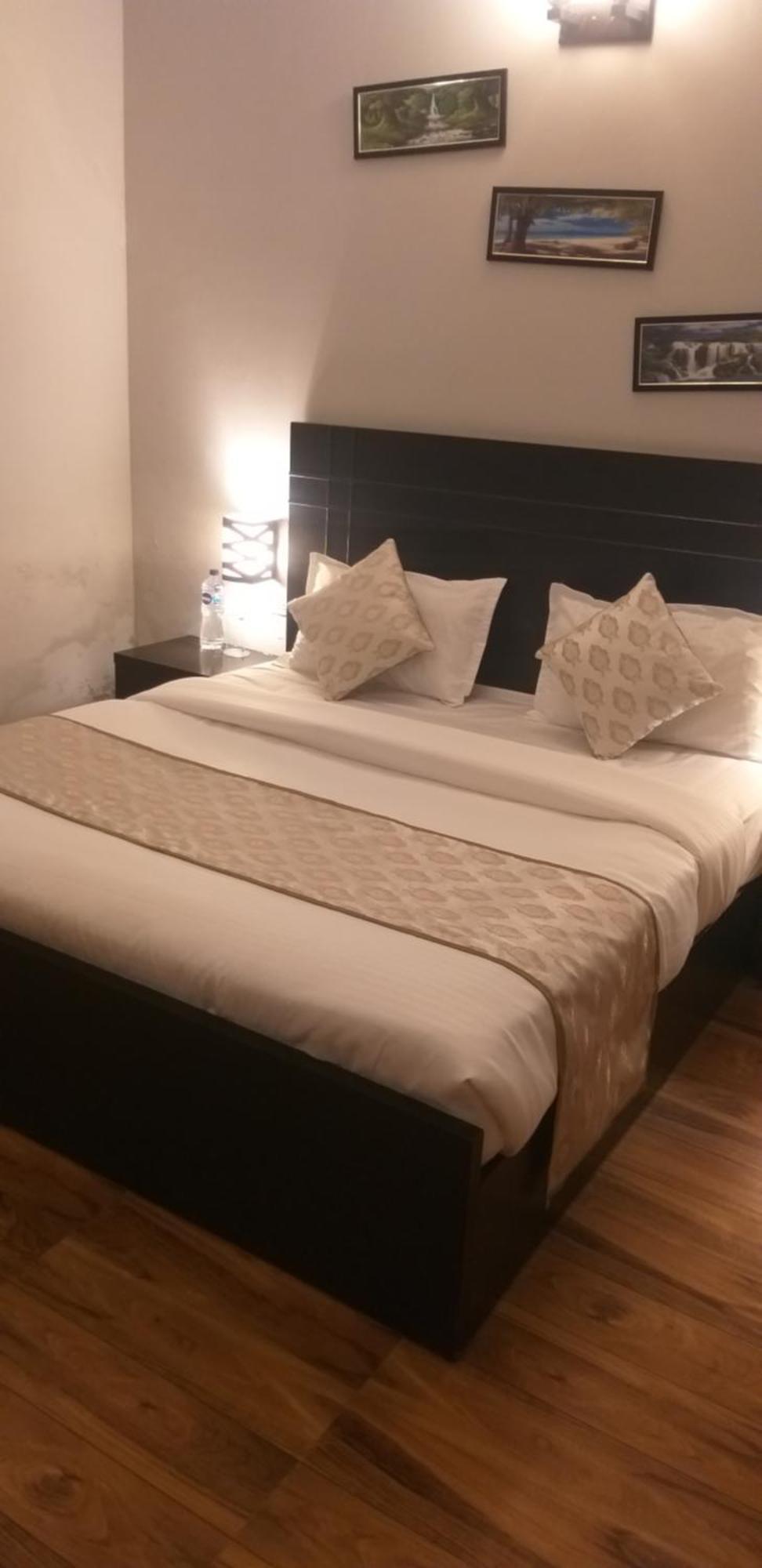 Pearl Suites At Omex Entrenity Vrindāvan Zewnętrze zdjęcie