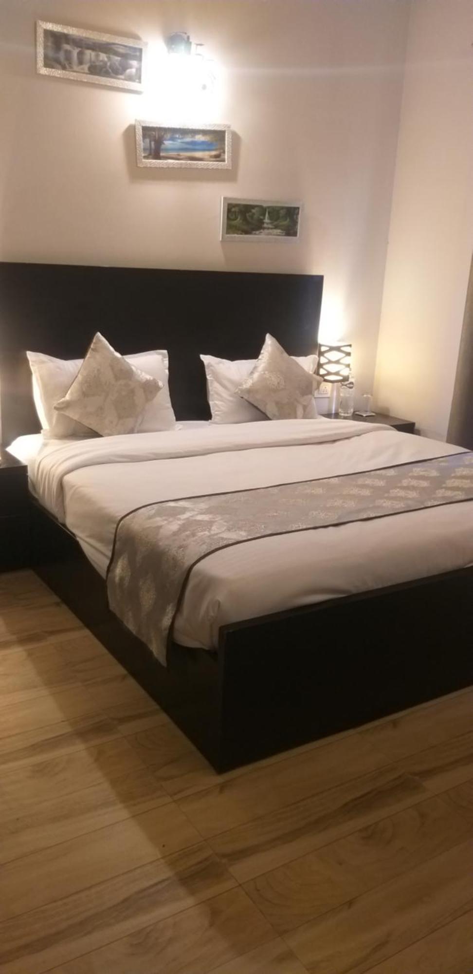 Pearl Suites At Omex Entrenity Vrindāvan Zewnętrze zdjęcie